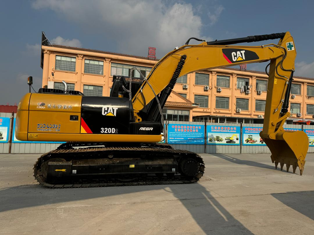 Crawler excavator Caterpillar 320D CAT 320D2 320CL 320C 320GC 320GX 20 Ton Hydraulic Crawler Excavator in Good Quality and Ready to Ship: picture 6