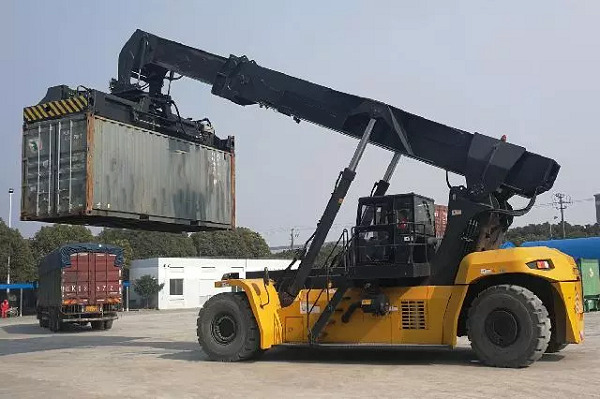 Reach stacker KALMAR 45 Ton Kalmar Reach Stacker DRD450 DRF450 DRT450 Telescopic Handler DRT450 and Sany Liugong Reach Stackers Lifting Reach Stacker Forklift: picture 15 Reach stacker KALMAR 45 Ton Kalmar Reach Stacker DRD450 DRF450 DRT450 Telescopic Handler DRT450 and Sany Liugong Reach Stackers Lifting Reach Stacker Forklift: picture 15