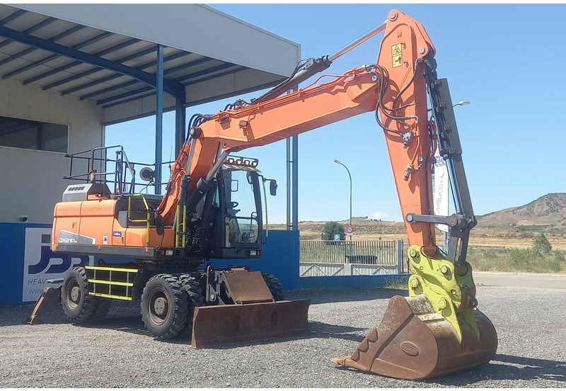 Wheel excavator Doosan DX210W-5: picture 8