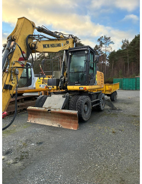 New Holland WE170B ** solo 2.543 horas, Rototilt** - Wheel excavator: picture 1 New Holland WE170B ** solo 2.543 horas, Rototilt** - Wheel excavator: picture 1