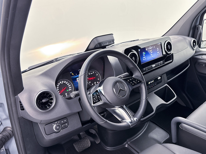 Mercedes-Benz Sprinter 315 1.9 CDI L2H2 Pro 3500kg trekgewicht Parkeerpakket Apple Carplay/Android Auto Betimmering Cruise Control - Small van: picture 5 Mercedes-Benz Sprinter 315 1.9 CDI L2H2 Pro 3500kg trekgewicht Parkeerpakket Apple Carplay/Android Auto Betimmering Cruise Control - Small van: picture 5