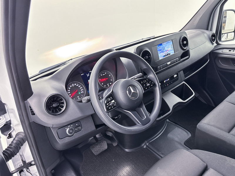 Mercedes-Benz Sprinter 317 1.9 CDI L2H2 Navigatie Achteruitrijcamera Apple Carplay/Android Auto Betimmering Cruise Control - Small van: picture 5 Mercedes-Benz Sprinter 317 1.9 CDI L2H2 Navigatie Achteruitrijcamera Apple Carplay/Android Auto Betimmering Cruise Control - Small van: picture 5