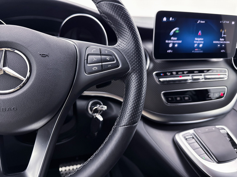 Small van, Combi van Mercedes-Benz V-Klasse 250d 4-MATIC Extra Lang BPM Vrij Direct Leverbaar LED AMG Styling: picture 19