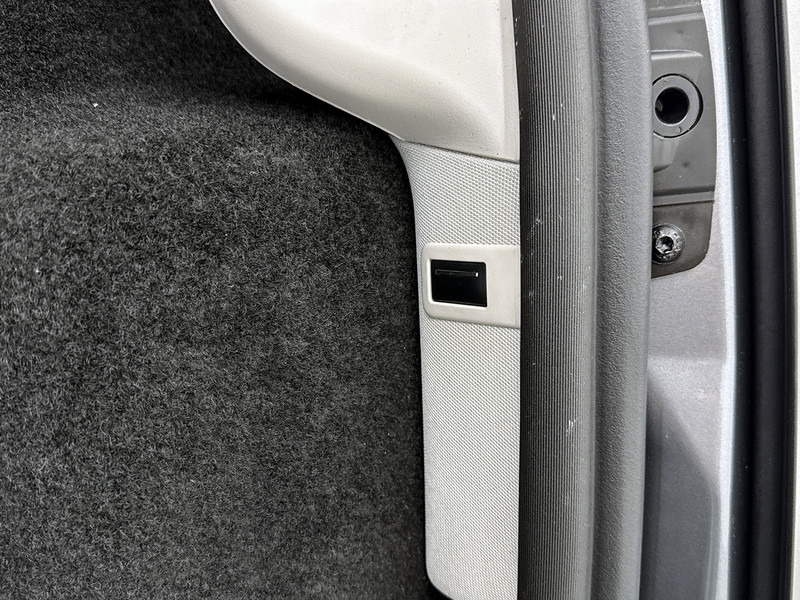 Small van Mercedes-Benz V-Klasse 300d Extra Lang Avantgarde Edition L3 Enkele Cabine Burmester Audio 360 Graden Camera Leder Adaptieve Cruise Control Elektrische: picture 19
