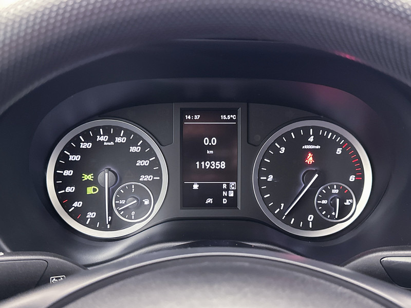 Small van Mercedes-Benz Vito 114 CDI Lang Navigatie Achteruitrijcamera Betimmering Apple Carplay/Android Auto Cruise Control: picture 6 Small van Mercedes-Benz Vito 114 CDI Lang Navigatie Achteruitrijcamera Betimmering Apple Carplay/Android Auto Cruise Control: picture 6