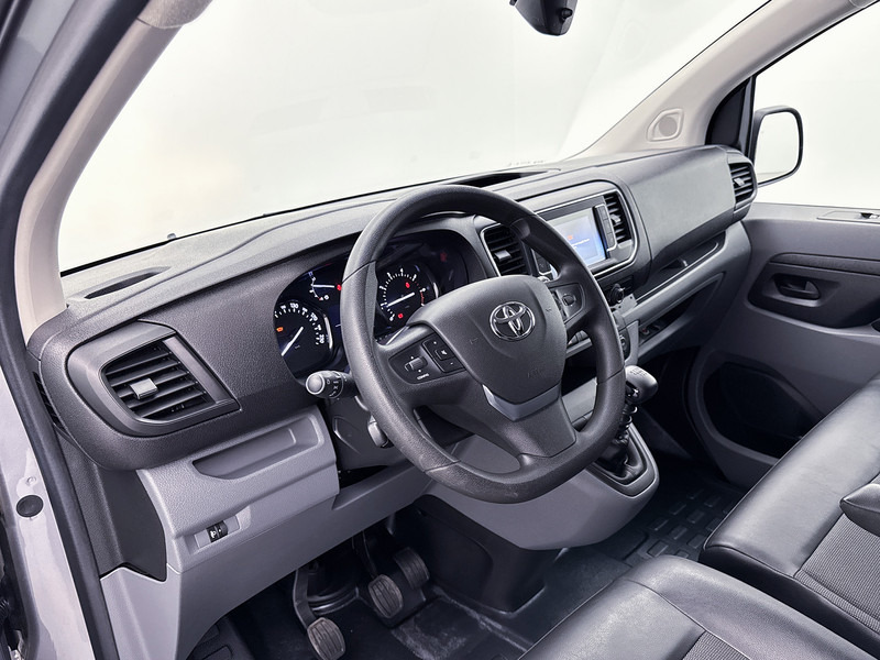 Toyota ProAce Worker 1.5 D-4D Navigator Navigatie Oprijplaat Betimmering Cruise Control - Small van: picture 5 Toyota ProAce Worker 1.5 D-4D Navigator Navigatie Oprijplaat Betimmering Cruise Control - Small van: picture 5