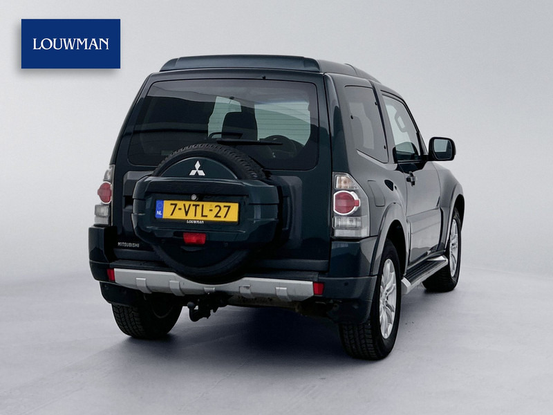 Mitsubishi Pajero 3.2 DI-D Instyle High Roof Van Grijs kenteken Automaat Climate control Trekhaak 3000KG - Van: picture 2 Mitsubishi Pajero 3.2 DI-D Instyle High Roof Van Grijs kenteken Automaat Climate control Trekhaak 3000KG - Van: picture 2