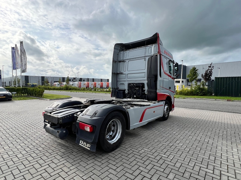 DAF XF 460 4x2 Trekker Hydraulic / Retarder/ Only 716.000km - Tractor unit: picture 5 DAF XF 460 4x2 Trekker Hydraulic / Retarder/ Only 716.000km - Tractor unit: picture 5