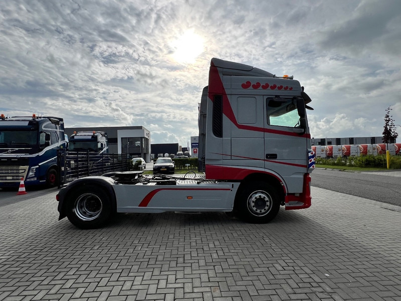 DAF XF 460 4x2 Trekker Hydraulic / Retarder/ Only 716.000km - Tractor unit: picture 4 DAF XF 460 4x2 Trekker Hydraulic / Retarder/ Only 716.000km - Tractor unit: picture 4