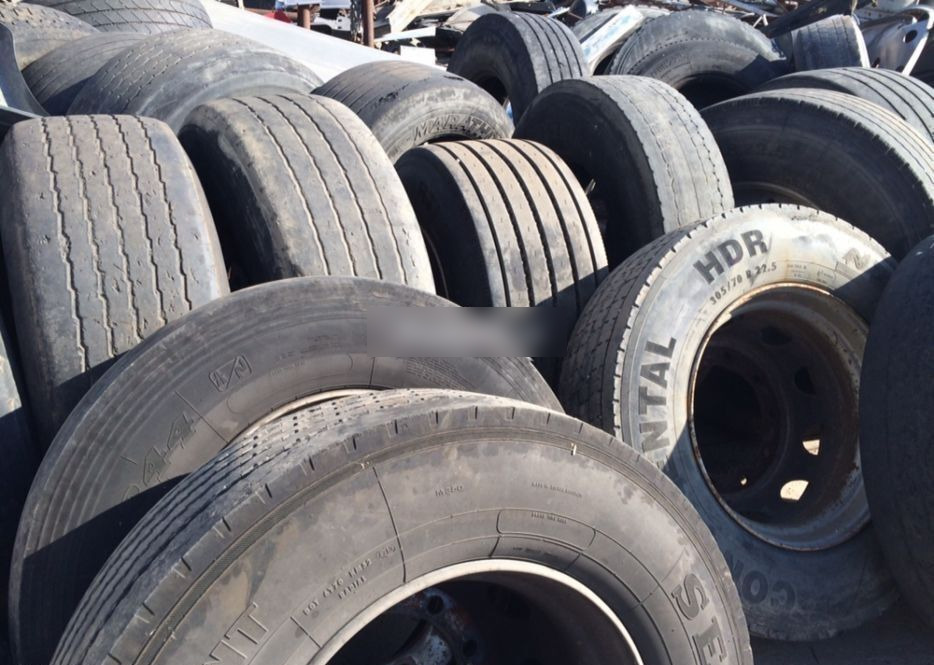Cap tractor/ semiremorca second hand - Tire for Truck: picture 3 Cap tractor/ semiremorca second hand - Tire for Truck: picture 3