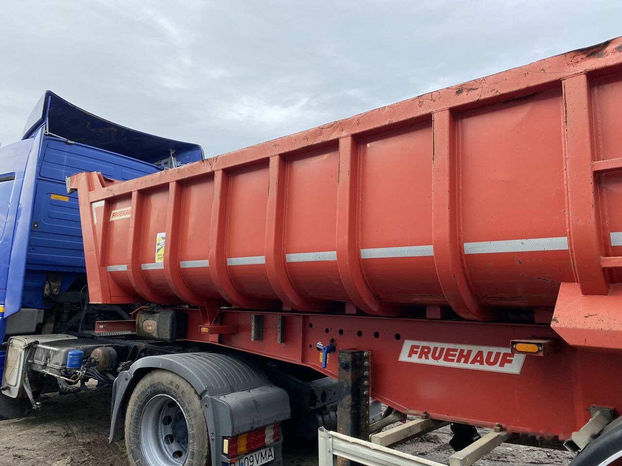Fruehauf Semiremorca basculabila Aluminiu Agregate PV 6.28 T /// 2 PIECE - Tipper semi-trailer: picture 5 Fruehauf Semiremorca basculabila Aluminiu Agregate PV 6.28 T /// 2 PIECE - Tipper semi-trailer: picture 5