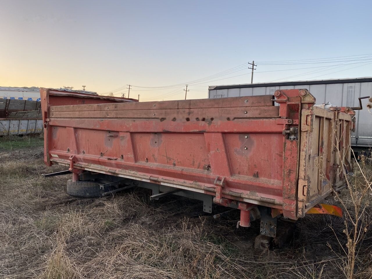 Hyva bena originala Scania 8x4 cu semisasiu si cilindru basculare - Tipper body: picture 2 Hyva bena originala Scania 8x4 cu semisasiu si cilindru basculare - Tipper body: picture 2