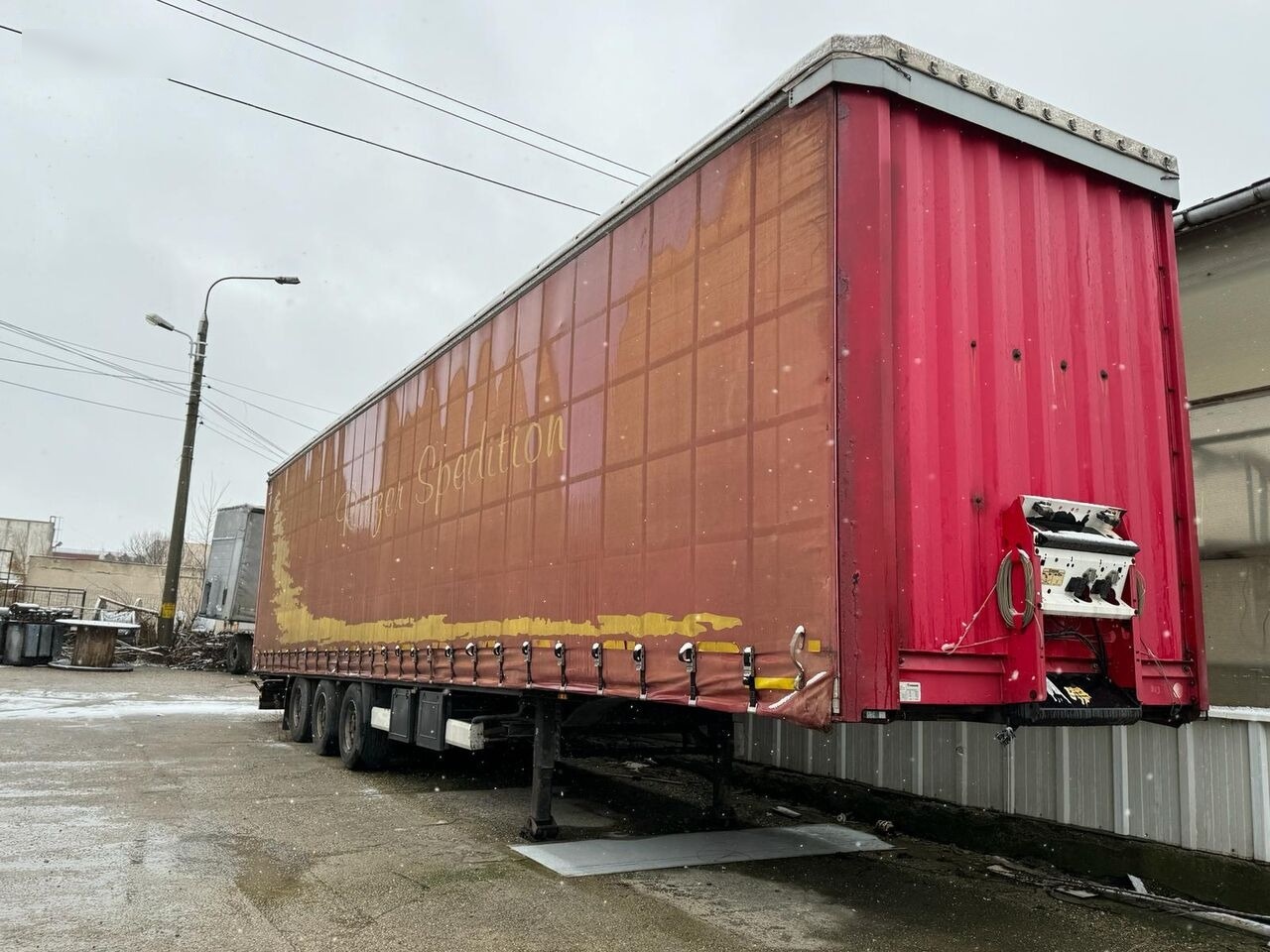 Krone BPW ECO PLUS MEGA - Hidraulic Upper Cover Lift - Curtainsider semi-trailer: picture 4 Krone BPW ECO PLUS MEGA - Hidraulic Upper Cover Lift - Curtainsider semi-trailer: picture 4