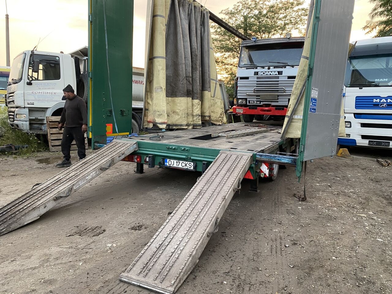 Low loader semi-trailer Meusburger Typ: MPG-4 - trailer combine / tractoare / vole - axe viratoare: picture 14