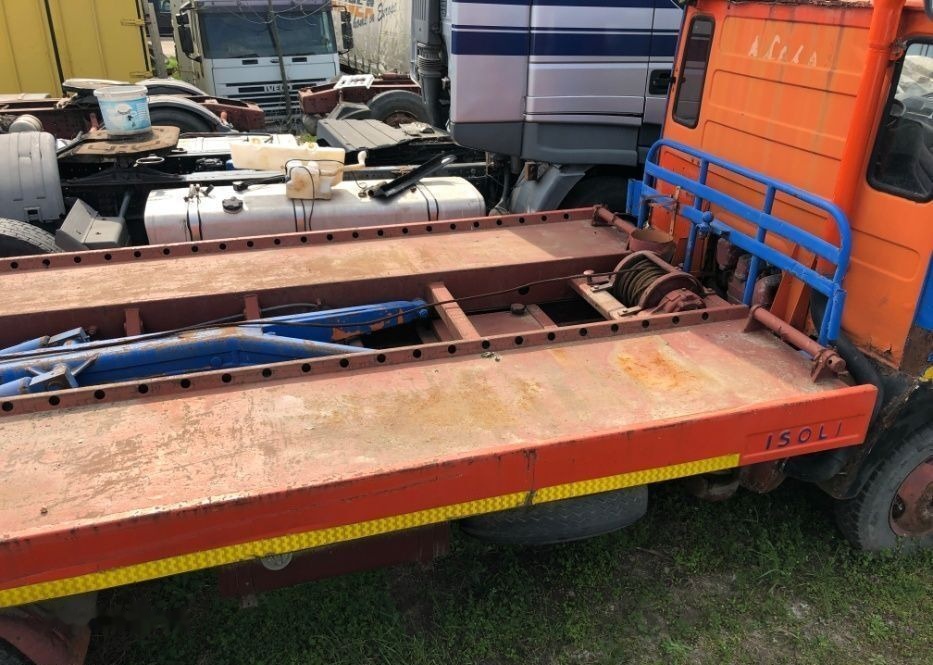Platforma transport masini cu troliu , rampe extensibile carlig - Tow truck: picture 4 Platforma transport masini cu troliu , rampe extensibile carlig - Tow truck: picture 4