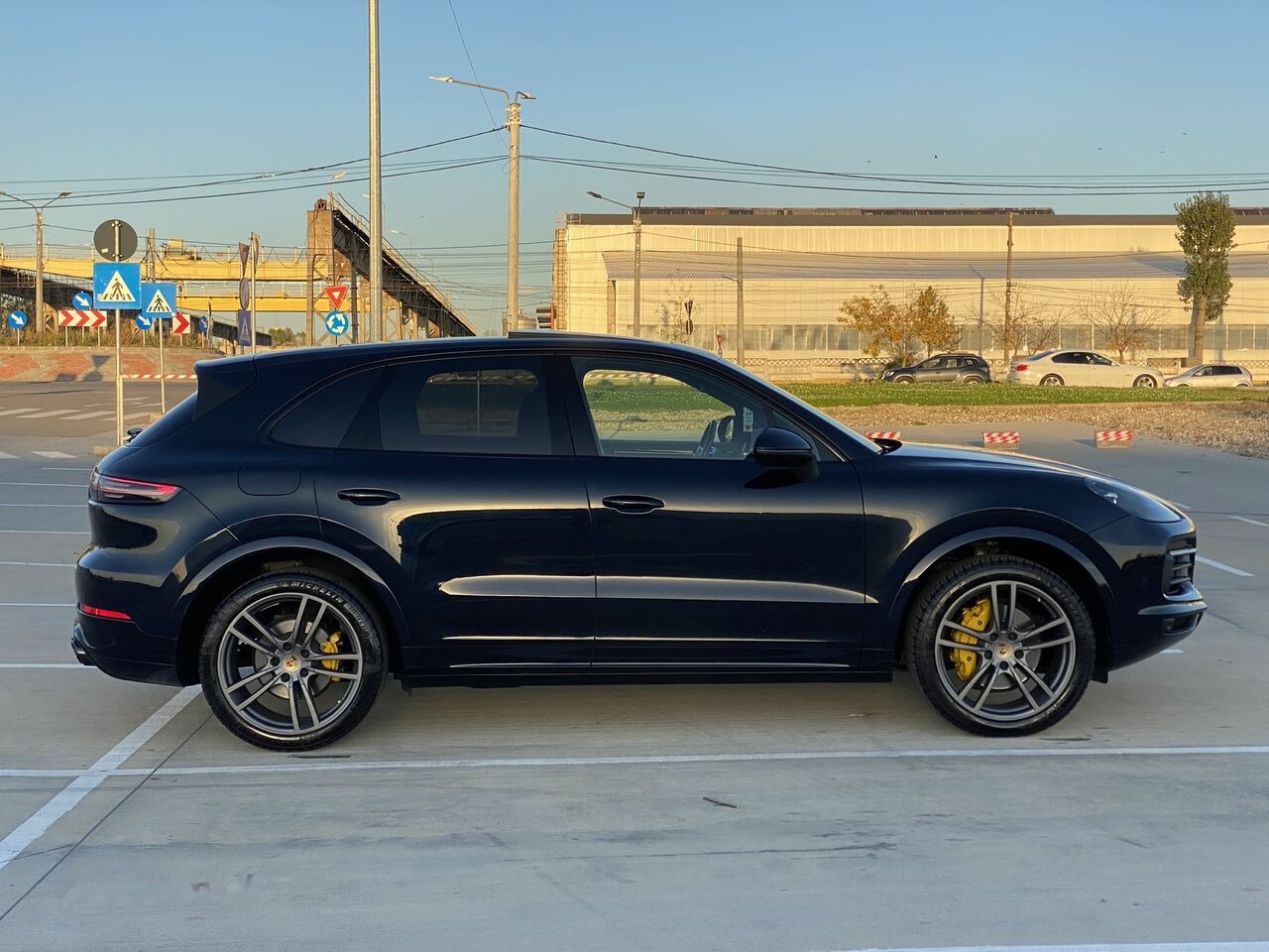 Porsche Cayenne 2018 Facelift Panorama Bose - Car: picture 4 Porsche Cayenne 2018 Facelift Panorama Bose - Car: picture 4