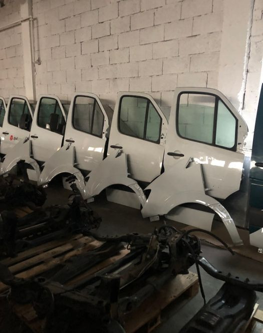 Scania IVECO Man Mercedes DAF Renault - Door and parts for Truck: picture 1 Scania IVECO Man Mercedes DAF Renault - Door and parts for Truck: picture 1