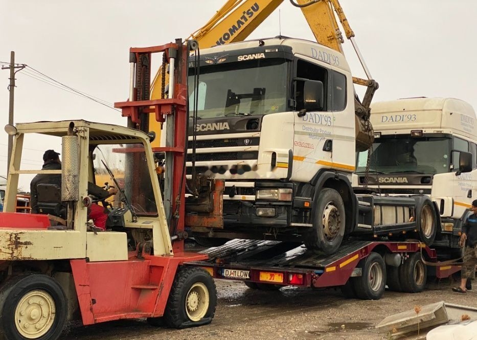 Cab chassis truck Scania P G R: picture 7