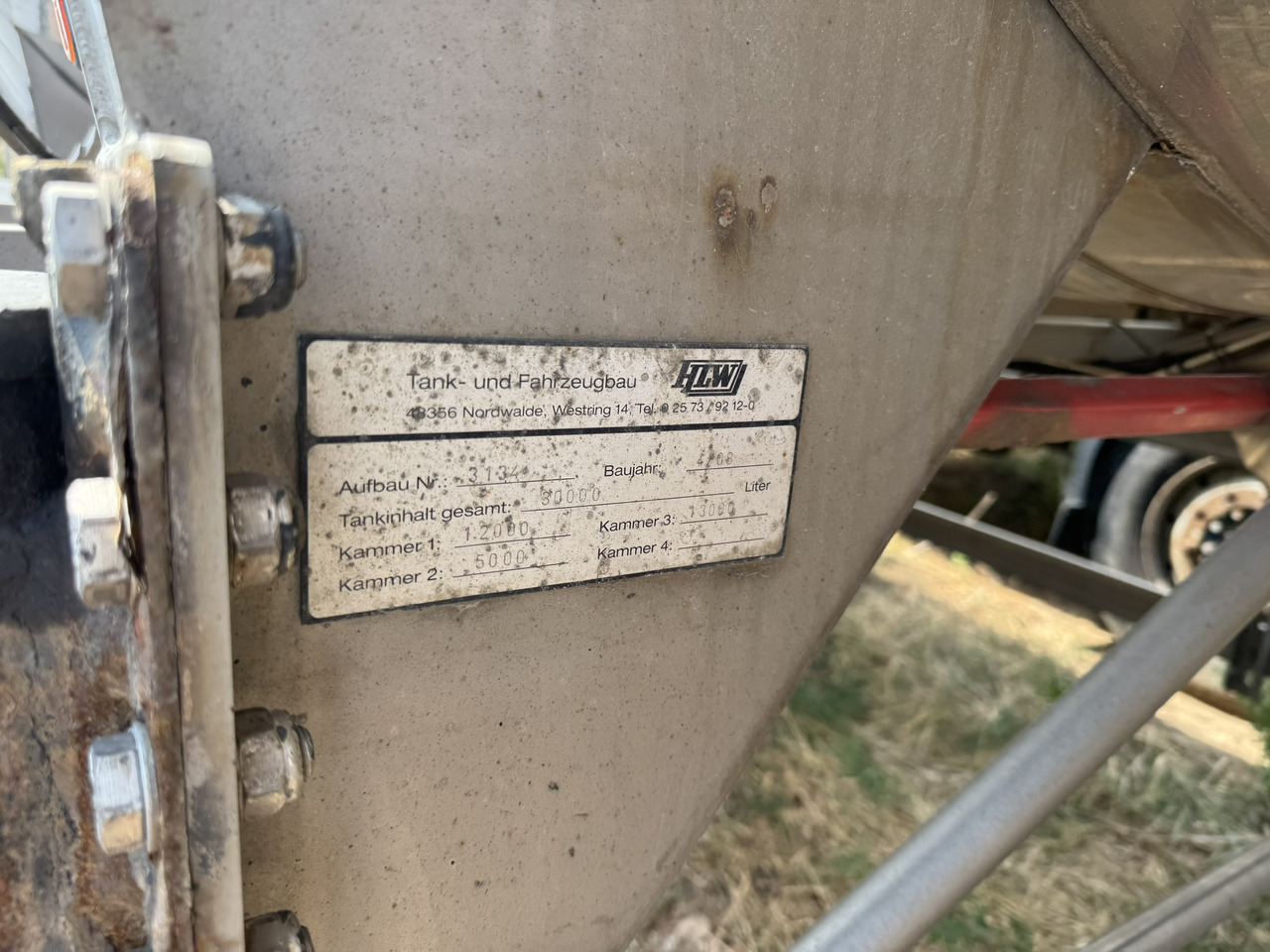 Transport lichide ALIMENTARE HLW STA 36 INOX ALIMENTAR AZOR AGRICULTURA - Tank semi-trailer: picture 2 Transport lichide ALIMENTARE HLW STA 36 INOX ALIMENTAR AZOR AGRICULTURA - Tank semi-trailer: picture 2