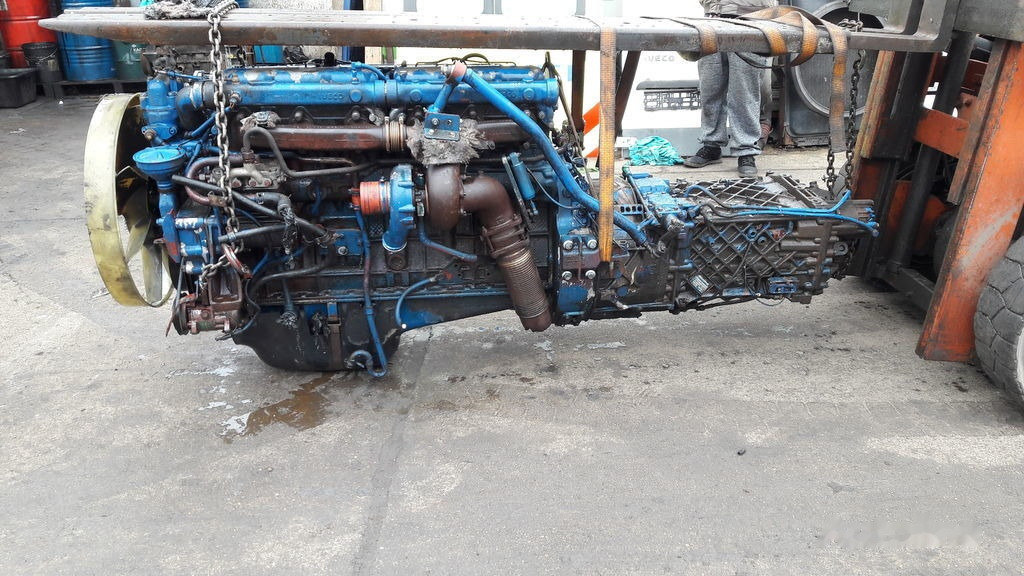 IVECO 8210.42L 420 E2 IVECO EuroTech Magirus - Engine for Truck: picture 1 IVECO 8210.42L 420 E2 IVECO EuroTech Magirus - Engine for Truck: picture 1