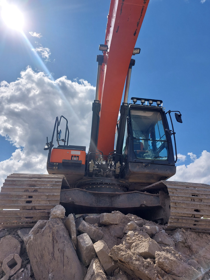 DOOSAN DX225LC-5 - Crawler excavator: picture 5 DOOSAN DX225LC-5 - Crawler excavator: picture 5