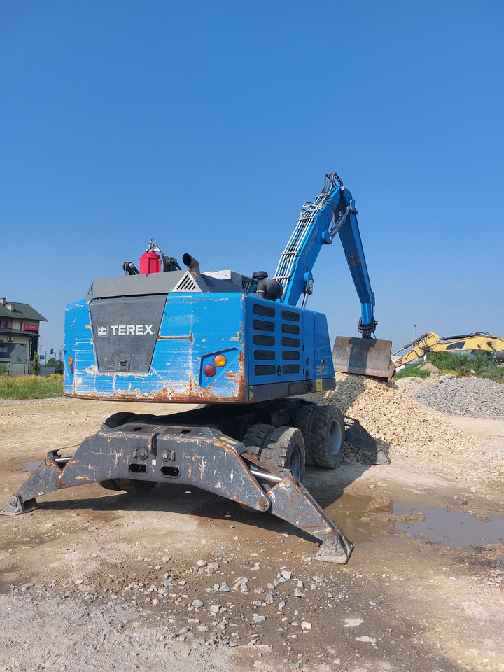 FUCHS MHL320 - Waste/ Industry handler: picture 2 FUCHS MHL320 - Waste/ Industry handler: picture 2