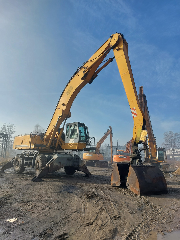Waste/ Industry handler LIEBHERR A944BHD: picture 7