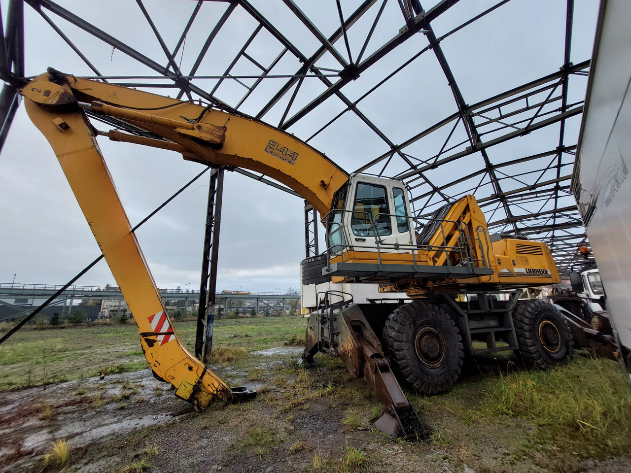 Waste/ Industry handler LIEBHERR A944BHD: picture 9