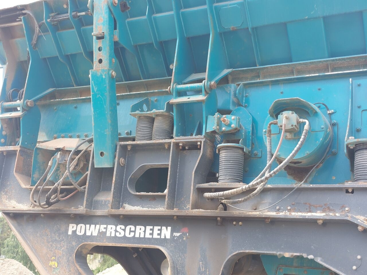 Mobile crusher Powerscreen Premiertrak 400: picture 8
