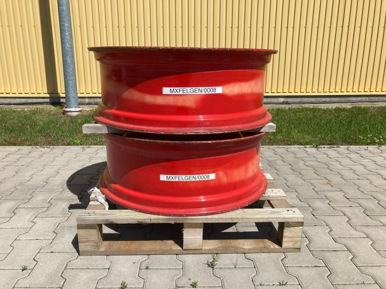 FENDT FELGEN11X32 - Rim for Agricultural machinery: picture 1 FENDT FELGEN11X32 - Rim for Agricultural machinery: picture 1