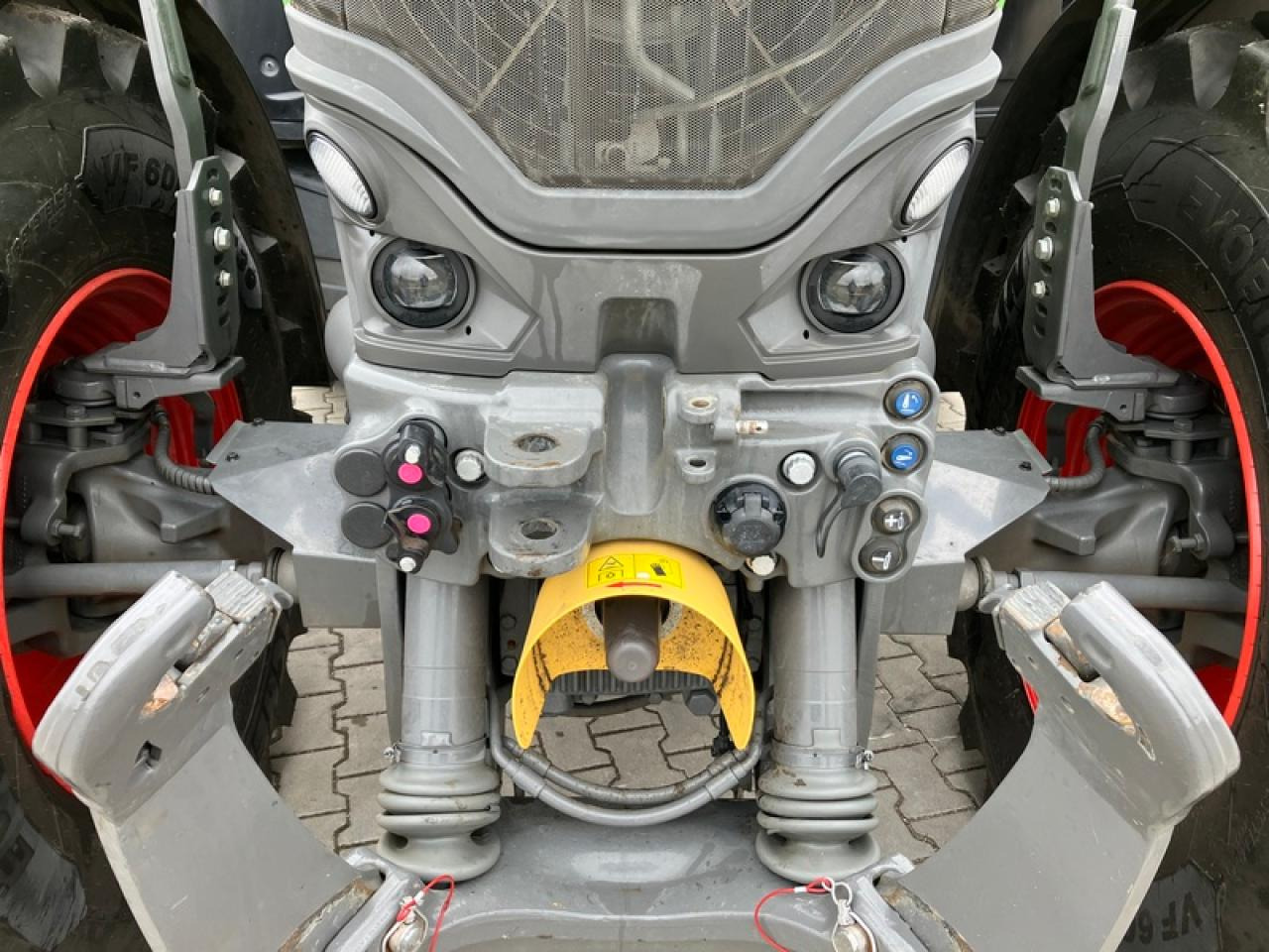 Fendt VARIO 728 GEN 7 PROFI+ RTK - Farm tractor: picture 5 Fendt VARIO 728 GEN 7 PROFI+ RTK - Farm tractor: picture 5