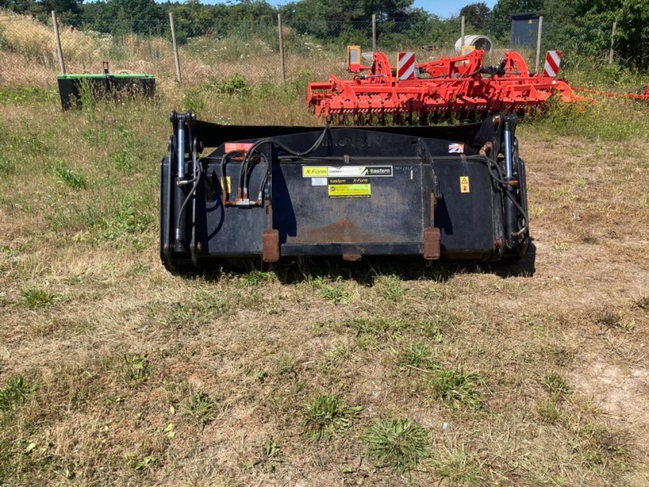 GREIFSCHAUFEL 2400 - Bucket: picture 4 GREIFSCHAUFEL 2400 - Bucket: picture 4