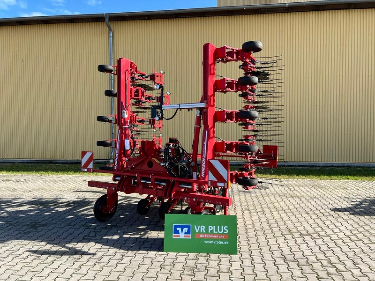 HORSCH TRANSFORMER 6 VF - Soil tillage equipment: picture 1 HORSCH TRANSFORMER 6 VF - Soil tillage equipment: picture 1