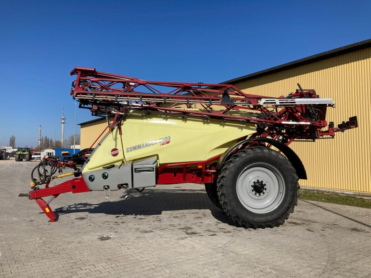 Hardi COMMANDER 5500I - Trailed sprayer: picture 2 Hardi COMMANDER 5500I - Trailed sprayer: picture 2