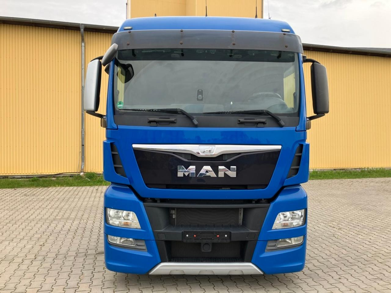 MAN MANTGX - Hook lift truck: picture 5 MAN MANTGX - Hook lift truck: picture 5