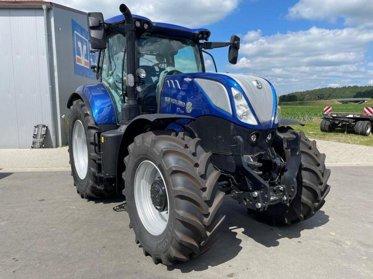 New Holland T 7.225 - Farm tractor: picture 5 New Holland T 7.225 - Farm tractor: picture 5