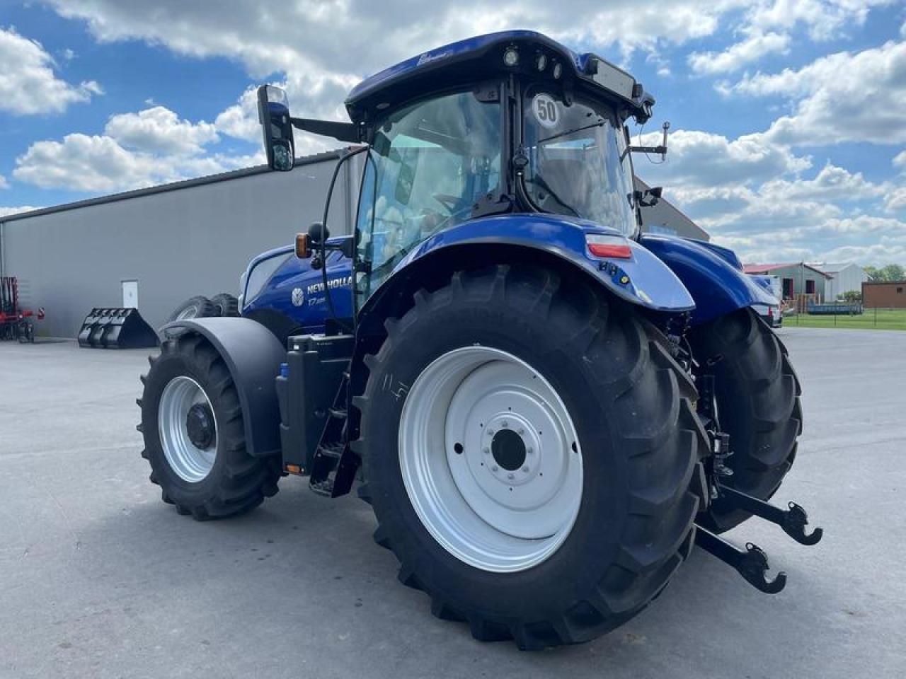 New Holland T 7.225 - Farm tractor: picture 3 New Holland T 7.225 - Farm tractor: picture 3