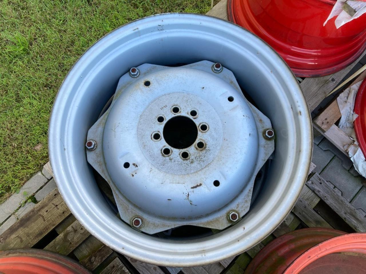 VERSTELLFELGEN W11X28 - Rim for Agricultural machinery: picture 1 VERSTELLFELGEN W11X28 - Rim for Agricultural machinery: picture 1