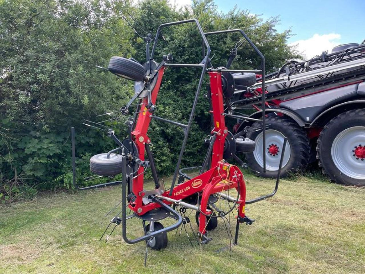 Vicon FANEX 604 - Tedder/ Rake: picture 4 Vicon FANEX 604 - Tedder/ Rake: picture 4