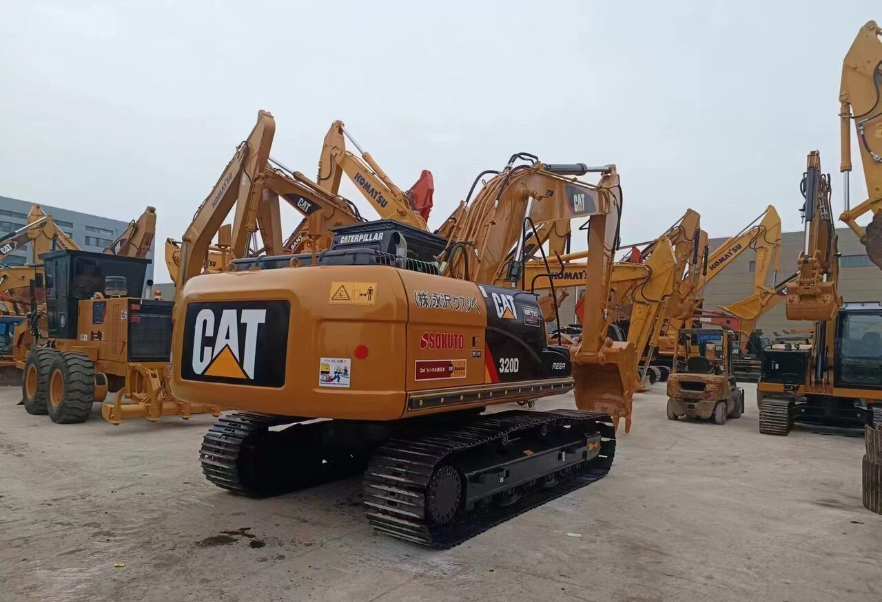 Caterpillar 320D - Wheel excavator: picture 2 Caterpillar 320D - Wheel excavator: picture 2