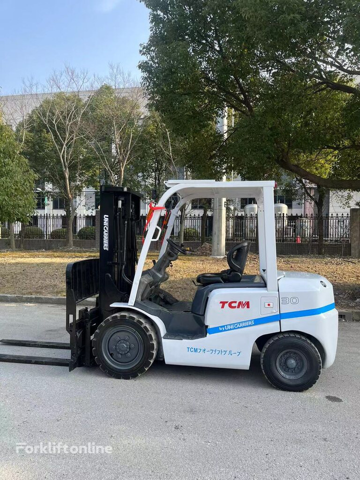 TCM FD30 FD50 FD100 FD80 3ton 5ton - Diesel forklift: picture 1 TCM FD30 FD50 FD100 FD80 3ton 5ton - Diesel forklift: picture 1