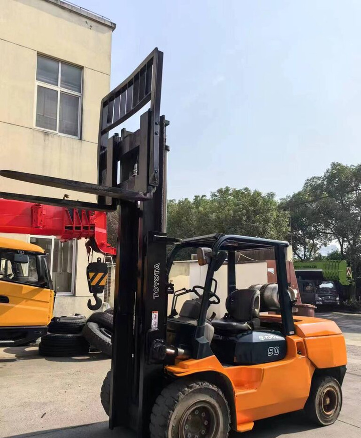 Toyota 30 50 70 100 - Diesel forklift: picture 5 Toyota 30 50 70 100 - Diesel forklift: picture 5
