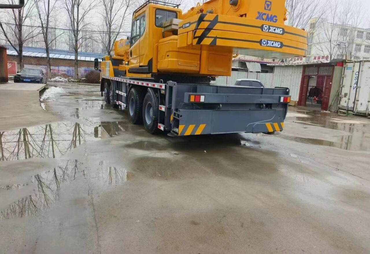 XCMG - Mobile crane: picture 3 XCMG - Mobile crane: picture 3