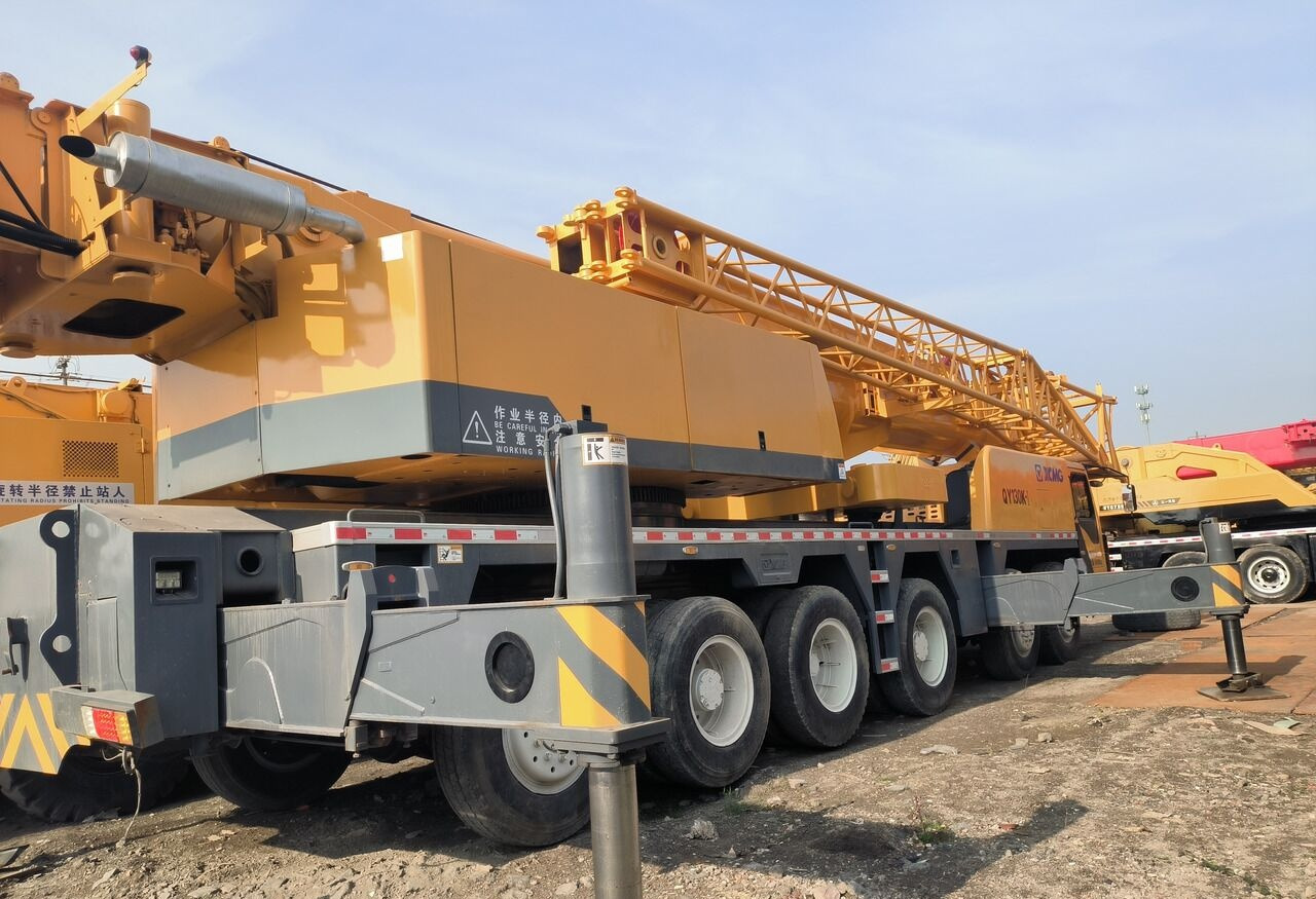 XCMG QY130K-1 - Mobile crane: picture 2 XCMG QY130K-1 - Mobile crane: picture 2