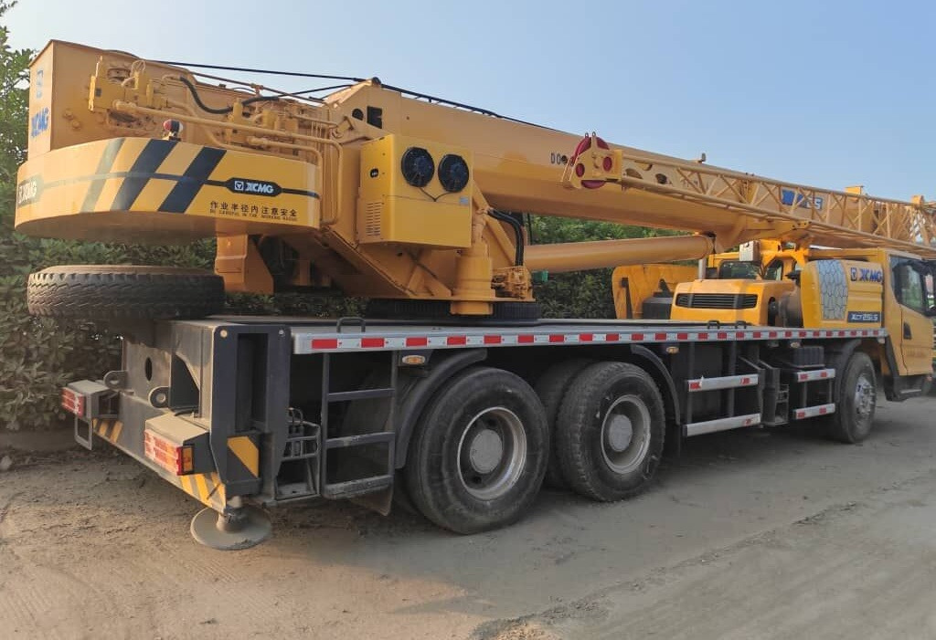 XCMG QY25KC - Mobile crane: picture 1 XCMG QY25KC - Mobile crane: picture 1