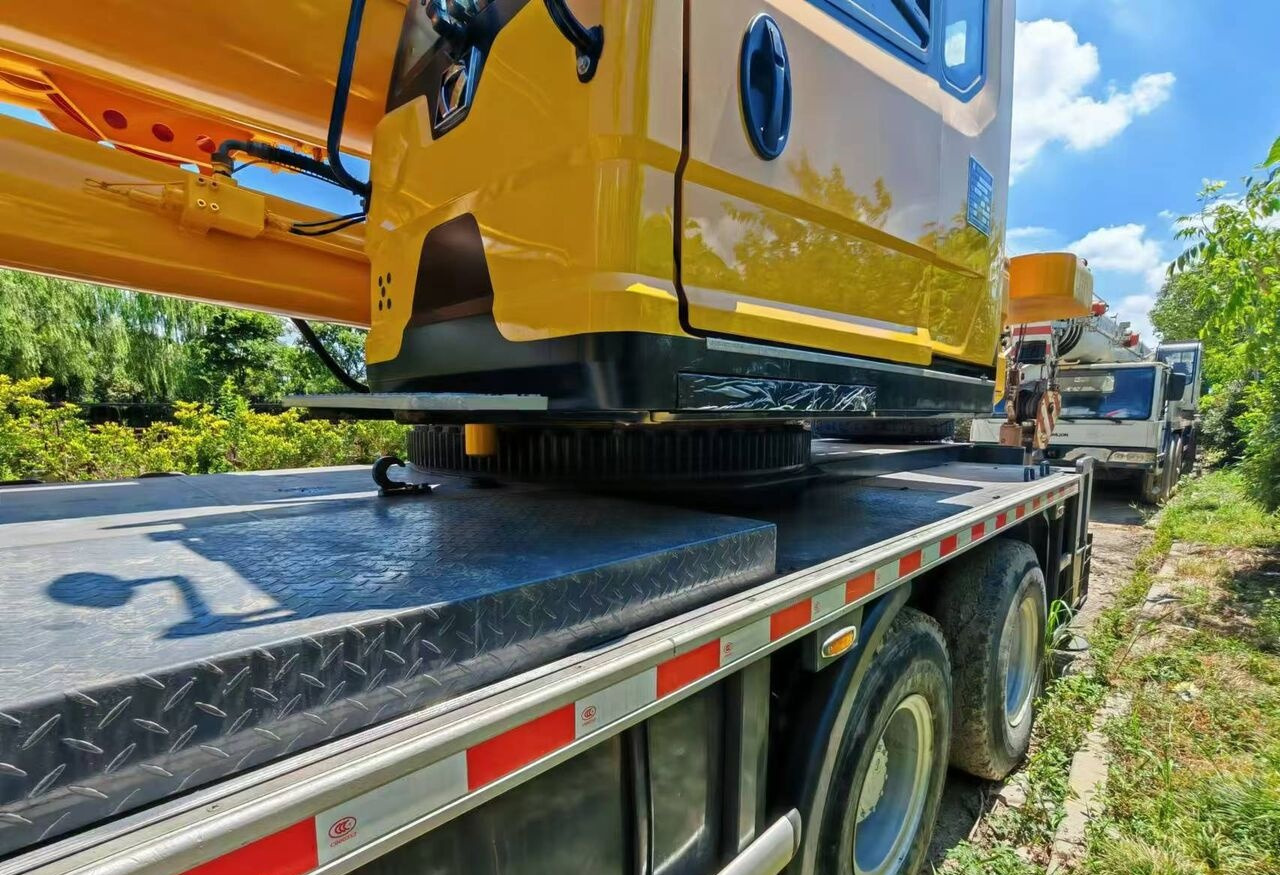 XCMG QY55KC 25ton 50ton 55ton 70ton 100 ton 130ton - Mobile crane: picture 5 XCMG QY55KC 25ton 50ton 55ton 70ton 100 ton 130ton - Mobile crane: picture 5