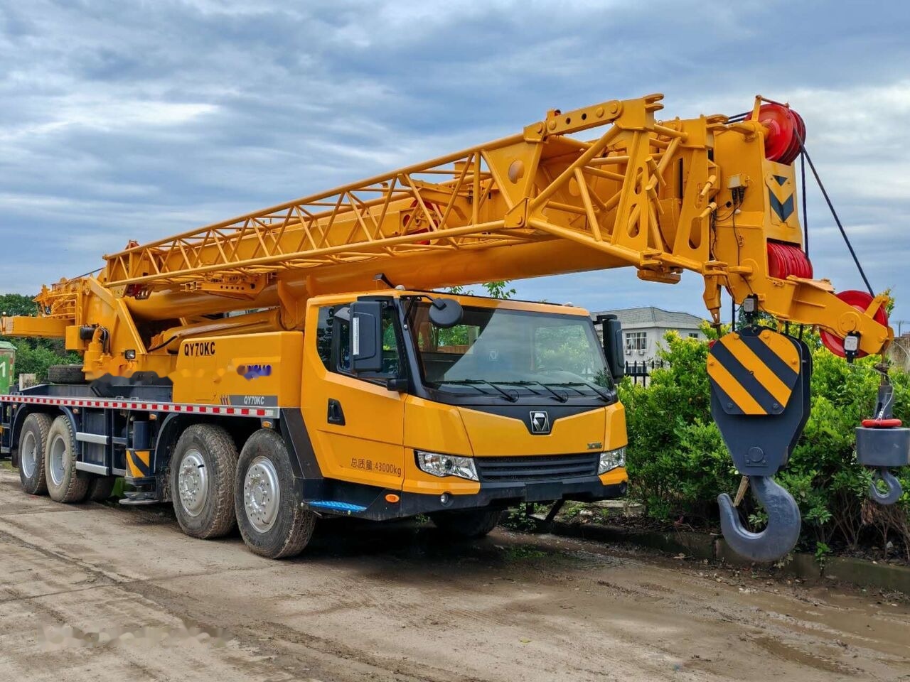 XCMG QY70K QY70KC 70T QY70K-I - Mobile crane: picture 1 XCMG QY70K QY70KC 70T QY70K-I - Mobile crane: picture 1