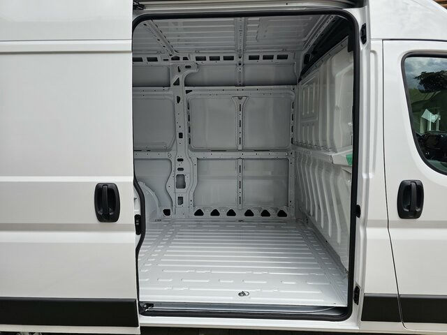Panel van FIAT Ducato 35 MAXI 140 Serie10-9.2 Modell 2025 L2H2: picture 15