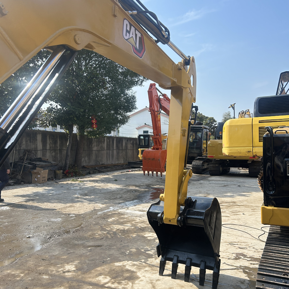Crawler excavator CAT 305.5E2 Excavator: picture 6