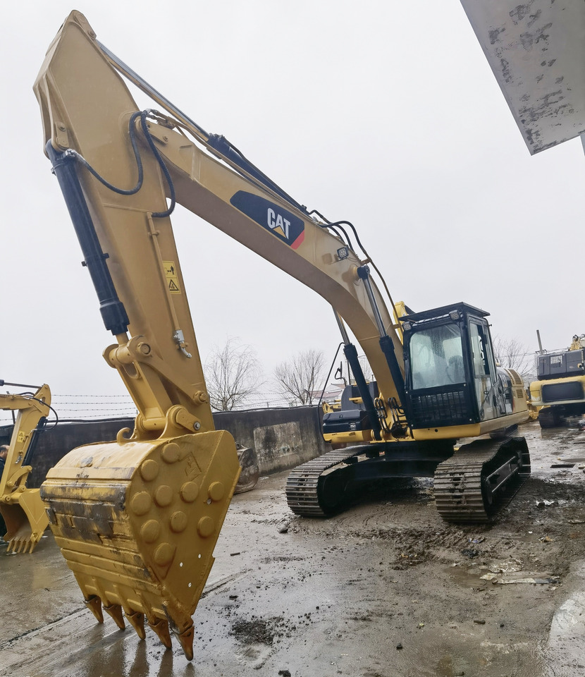 CAT 336D Excavator - Excavator: picture 1 CAT 336D Excavator - Excavator: picture 1